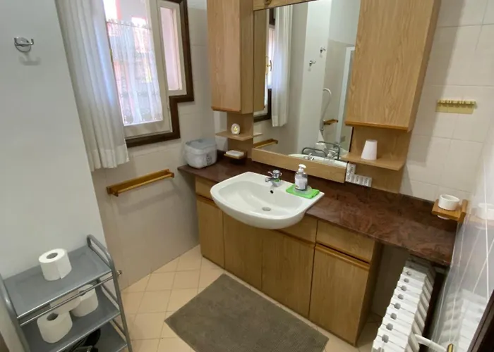 La Casa Rosa By Roby&silvy Bellano