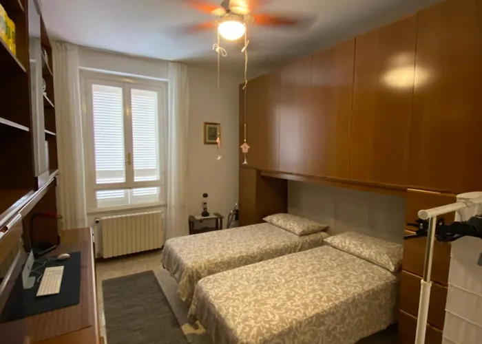 La Casa Rosa By Roby&silvy Bellano